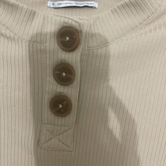 UO Rina Ribbed Knit Button-Down Tee - Picture 4 of 8